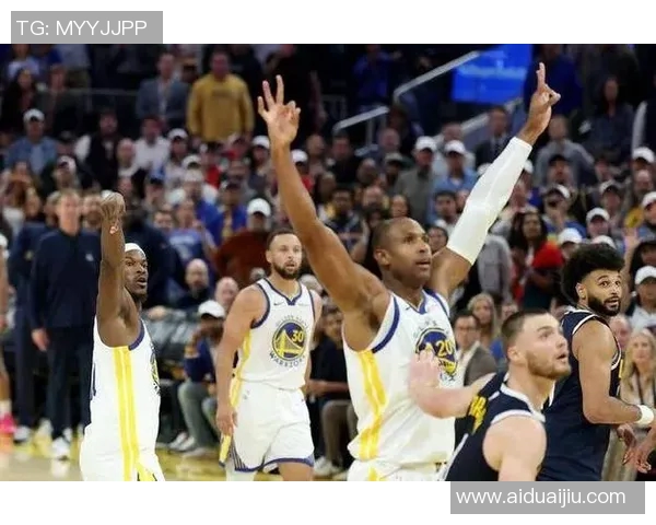 勇士险胜雷霆121比118关键时刻展现团队默契与个人能力 勇士险胜雷霆121比118关键时刻展现团队默契与个人能力